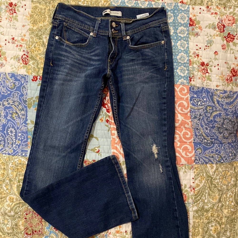 Levi’s Too Superlow jeans